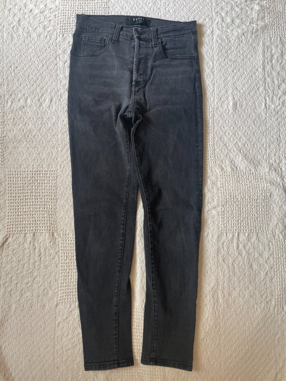 DSTLD Mom Jeans, Faded Black wash - 26 x 30